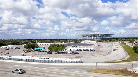 hard rock stadium testing|DeSantis: Hard Rock Stadium testing site will be a 3 .